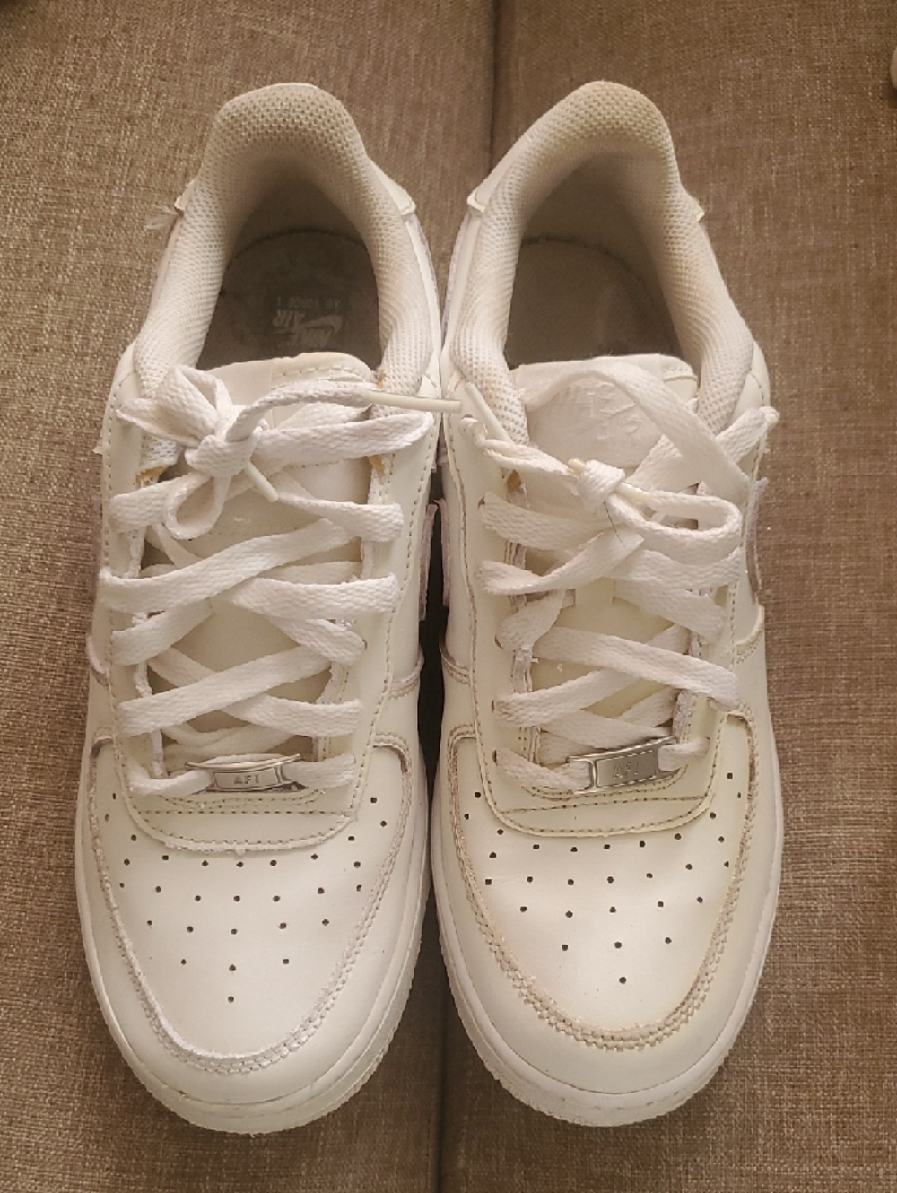 Nike White AF 1 Men's Athletic Sneakers Size 7Y. - Picture 9 of 14